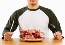 Bác sĩ cảnh báo 5 kiểu người có nguy cơ mắc ung thư đại tràng rất cao - 1