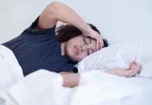 Điểm khác lạ trong khi ngủ cảnh báo bệnh ung thư - 1