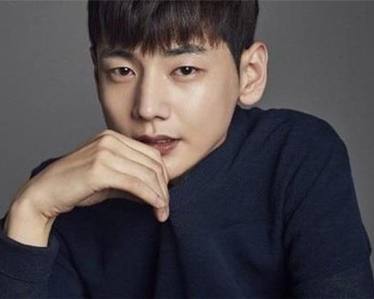 Diễn viên 32 tuổi tử vong vì ung thư dạ dày: Bác sĩ chỉ ra 4 thủ phạm - 1