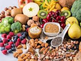 Ăn uống như thế nào để phòng táo bón ở bệnh nhân ung thư - 1