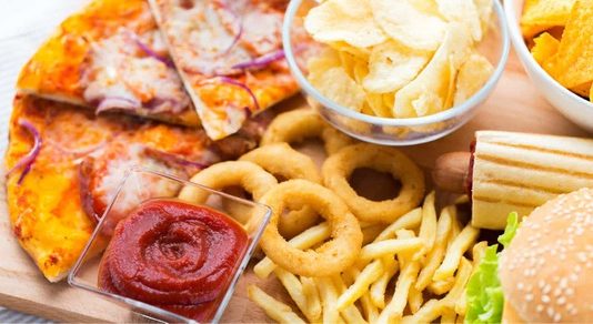 Chất gây ung thư được WHO cảnh báo ẩn mình trong nhiều món ăn khoái khẩu - 1