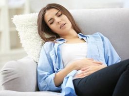 Bốn dấu hiệu vào buổi sáng cảnh báo căn bệnh ung thư phổ biến ở phụ nữ - 1