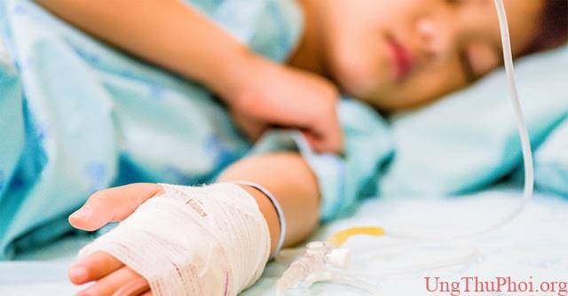 Cậu bé 10 tuổi mắc ung thư dạ dày và lời cảnh tỉnh cho bố mẹ - 1 Cậu bé 10 tuổi mắc ung thư dạ dày và lời cảnh tỉnh cho bố mẹ - 1
