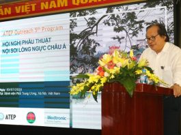 Lần đầu tiên: Bác sĩ Việt Nam tham gia ca mổ ở Hàn Quốc bằng thực tế ảo - 1