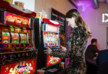 Mobiles Casino / Spielbank - Slot Maschine / Einarmiger Bandit ...