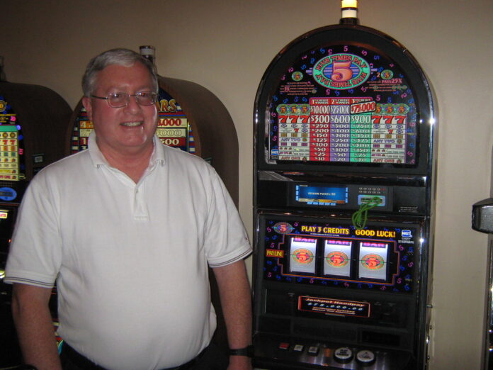William K, $75,000 Jackpot Winner, at the Seminole Hard Rock Hotel ...