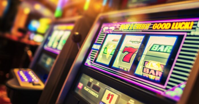 Play Real Money Slots at Online Casinos with Our Tips - SLOTS & MORE