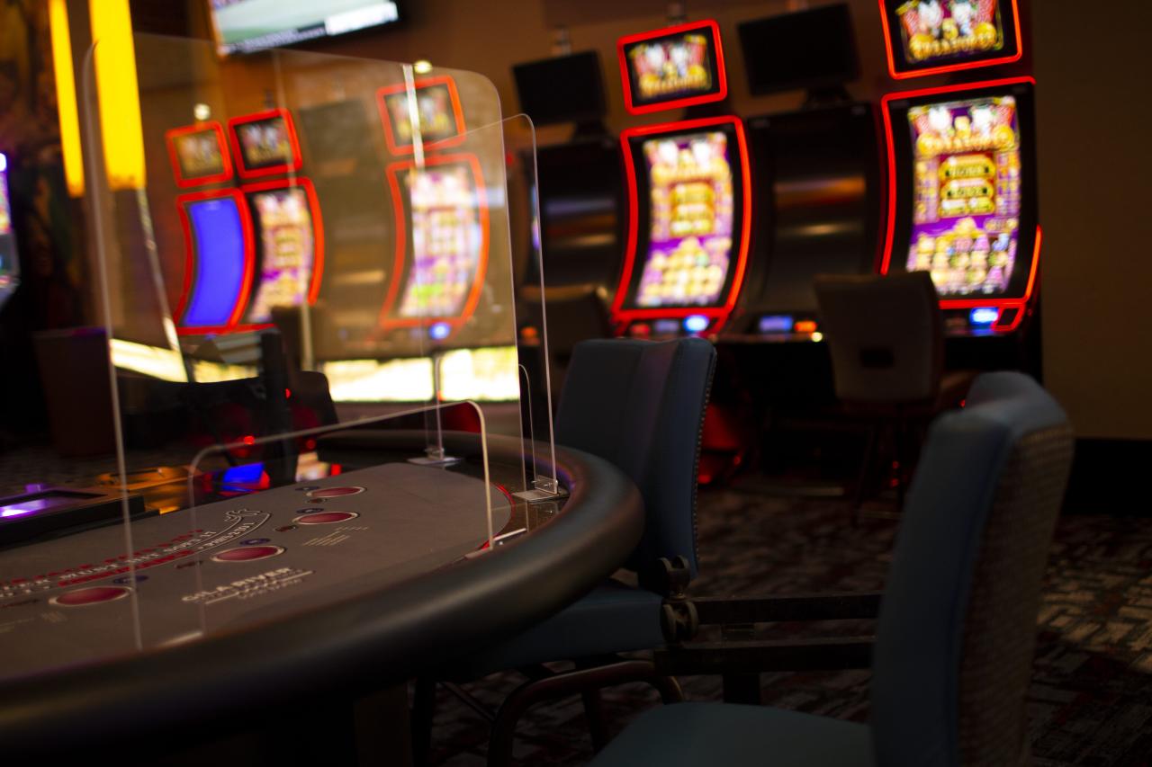 Casinos Gambling Rules - How To Play Well And Safe - 97 Poker