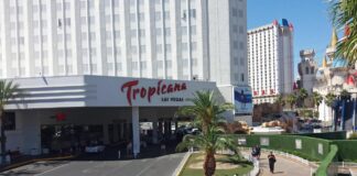 Bond, cabaret & TIGER shows: Inside the wild history of Tropicana Las ...