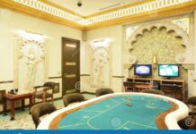 Interior of European Casino Stock Photo - Image of luxury, machines ...
