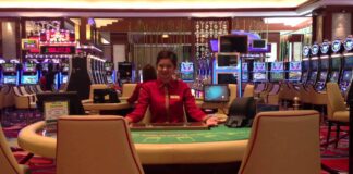 Solaire casino banks on high rollers - YouTube