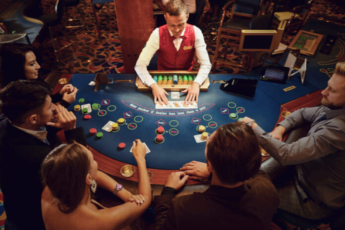 posicoes-mesa-poker Posições dos jogadores na mesa de poker