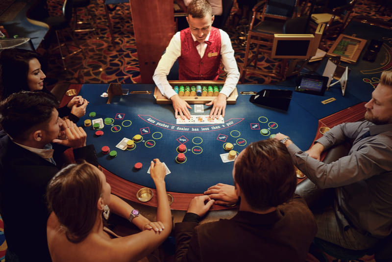 Posições dos jogadores na mesa de poker