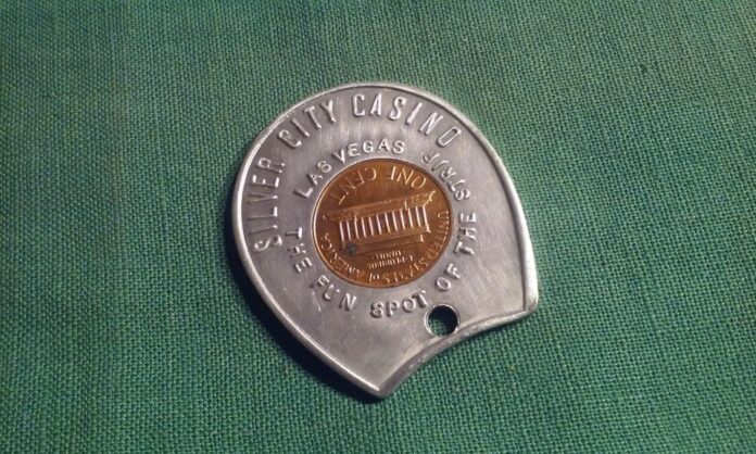 s-l960-4 1976-D Encased Penny Cent Advertising Promo Silver City Casino Las ...