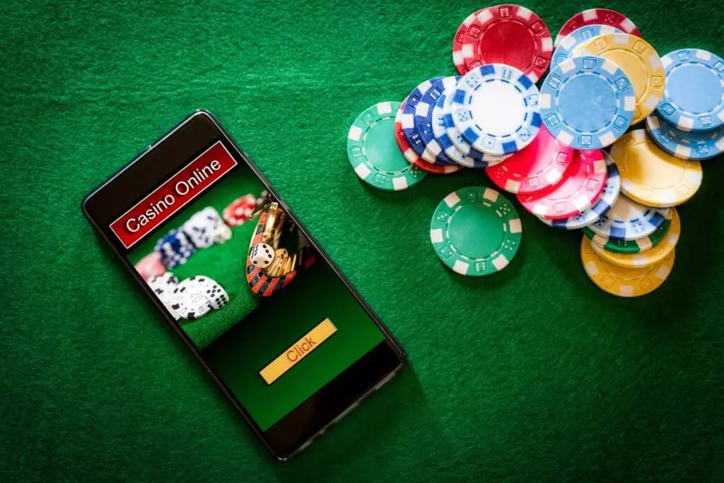 4 Differences Between Mobile and Desktop Casinos - Emlii