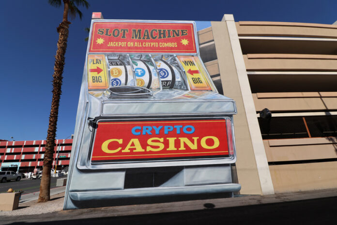 crypto-casino-2-63237efea1af6 leon keer’s giant 3D mural illustrates retro crypto slot machine in las ...