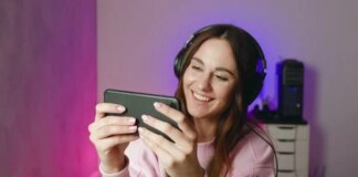 Female Gambler Show Stock Videos – Royalty-Free HD & 4K Videos